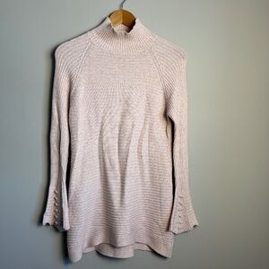 Melanie Lyne Long Sleeve Ribbed Bell Cuff Sweater Light Salmon Size Small Pearls